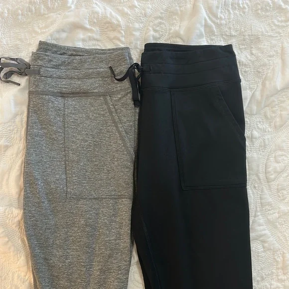 Aerie Offline Pocket Warmup Leggings - Picture 2 of 3